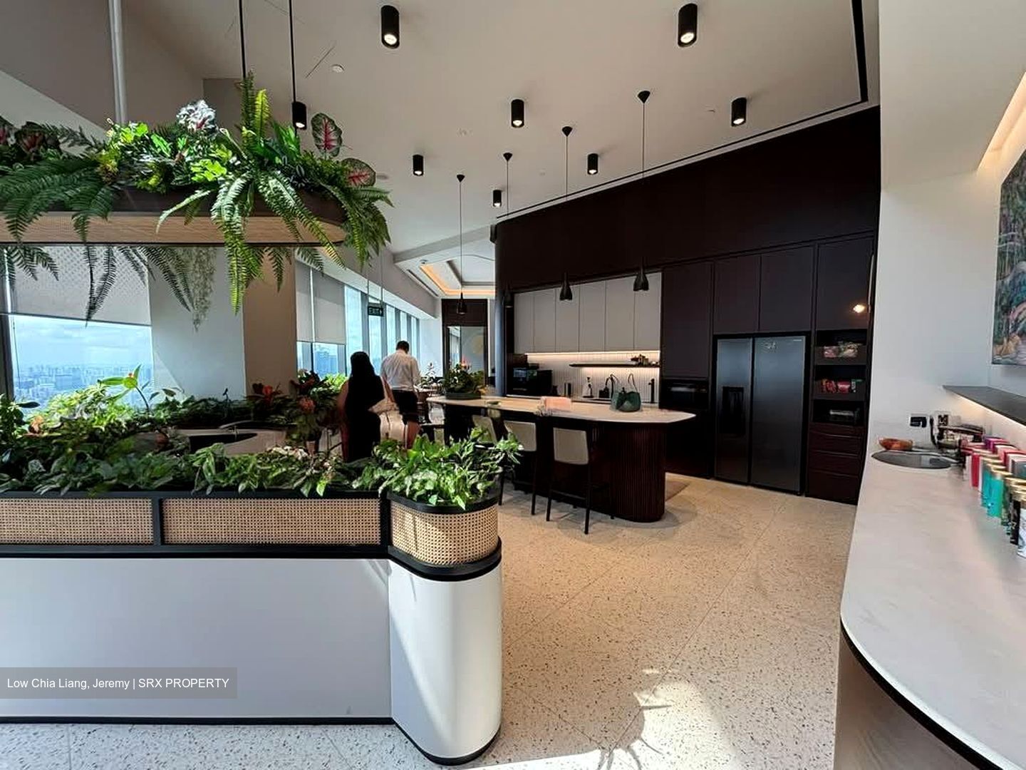 One Raffles Place (D1), Office #575688261